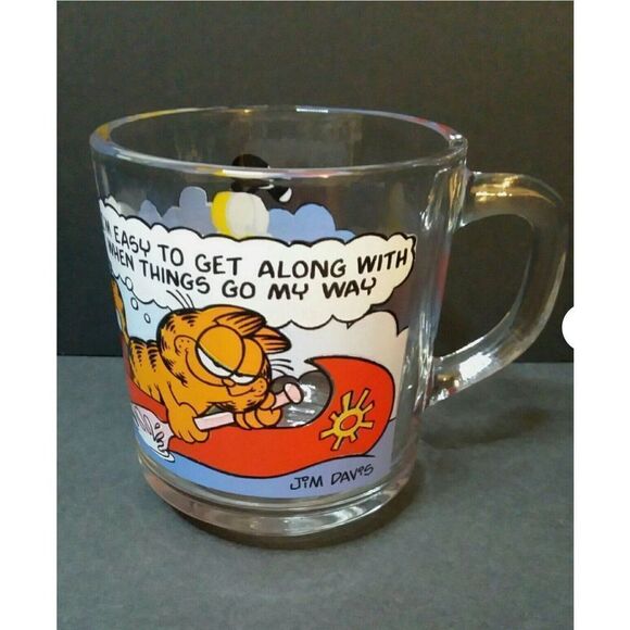 2 Vintage Garfield Glass Mugs - Picture 3 of 5